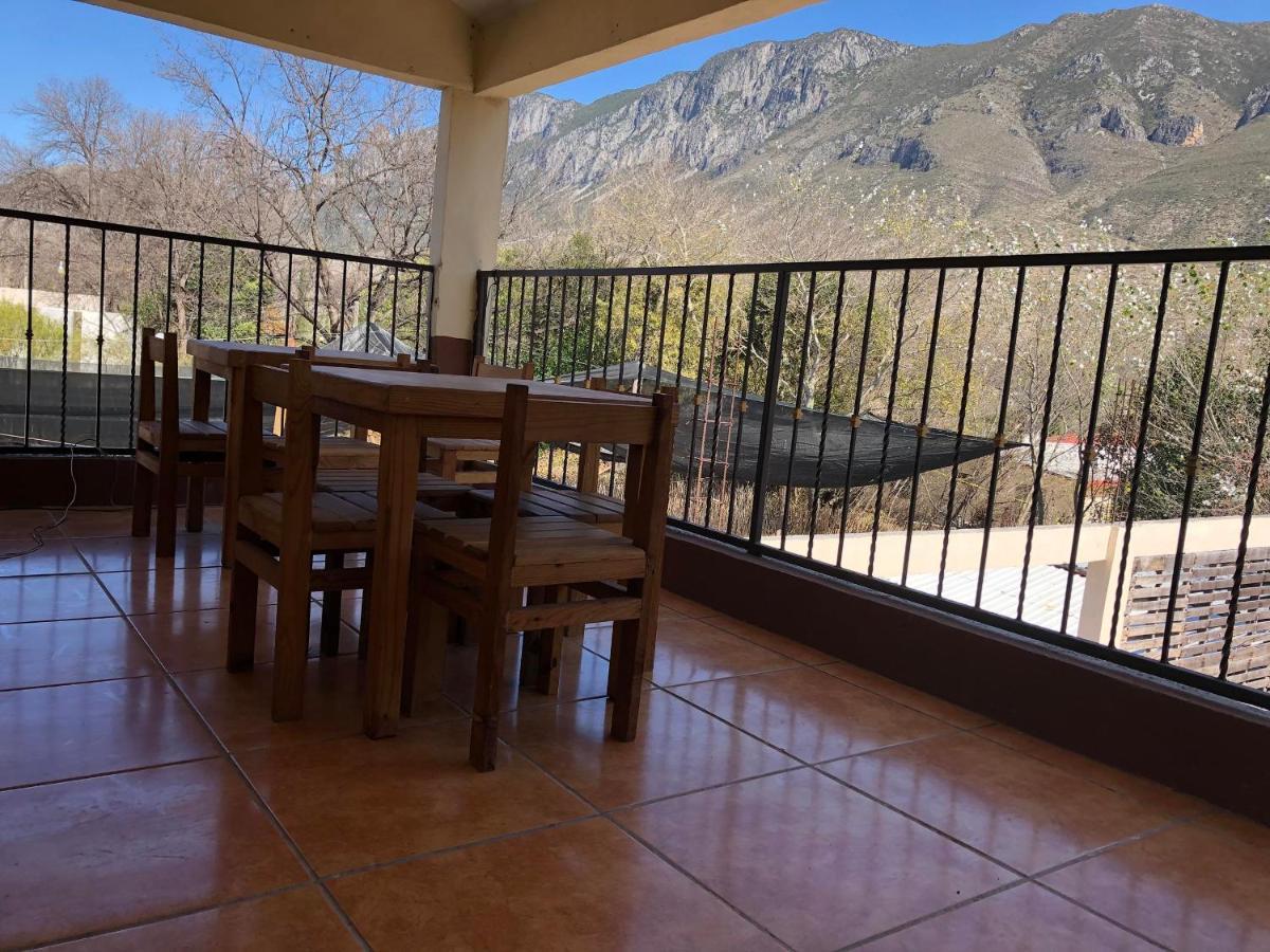 Oyo Hotel Cuatro Reales Galeana Екстер'єр фото