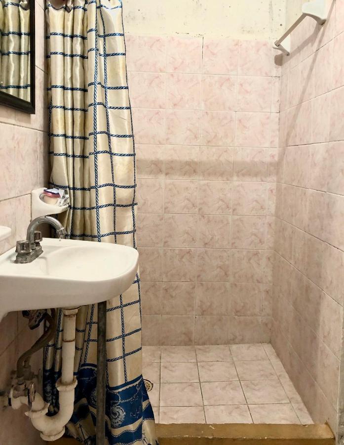 Oyo Hotel Cuatro Reales Galeana Екстер'єр фото