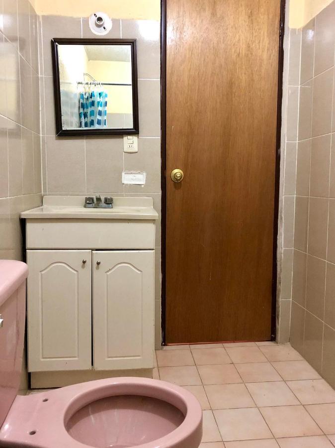 Oyo Hotel Cuatro Reales Galeana Номер фото